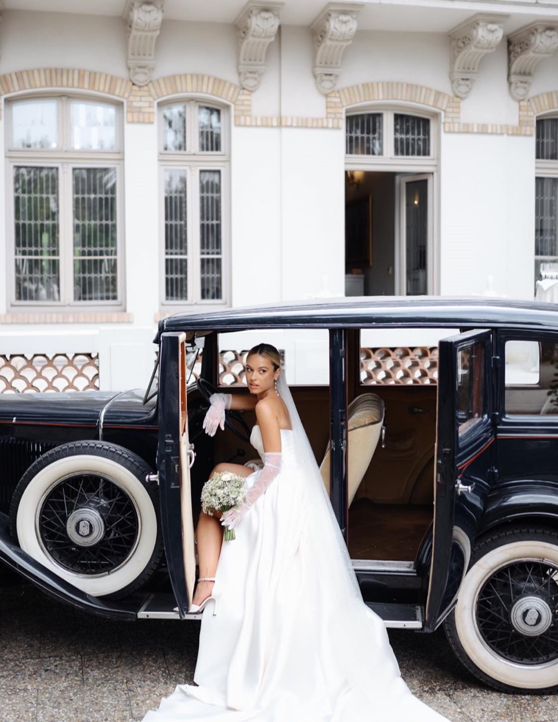 Perfect Locations in Bucharest for Wedding Photo Session Perfect Locations in Bucharest for Wedding Photo Session photo