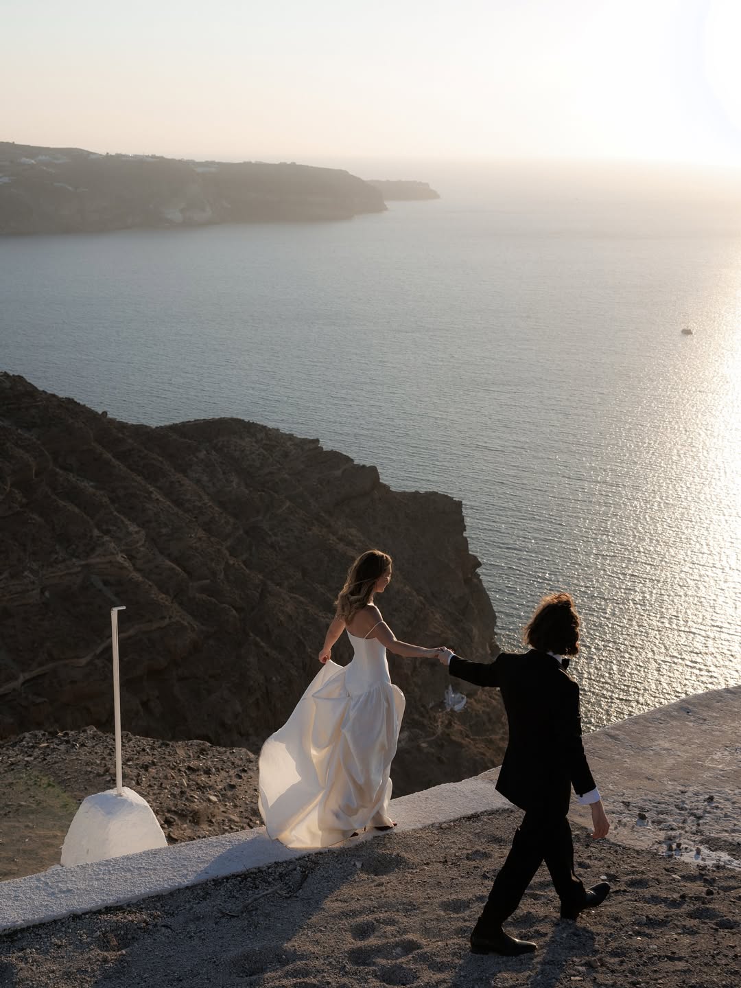How to Choose a Santorini Wedding Photographer photo