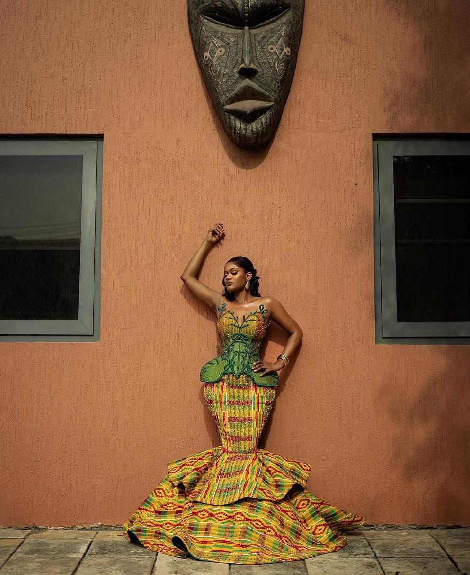 Traditional Nigerian Wedding Attire & Customs Traditional Nigerian Wedding Attire & Customs photo