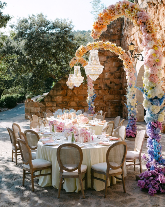 Luxury Florals Elis Lambert
