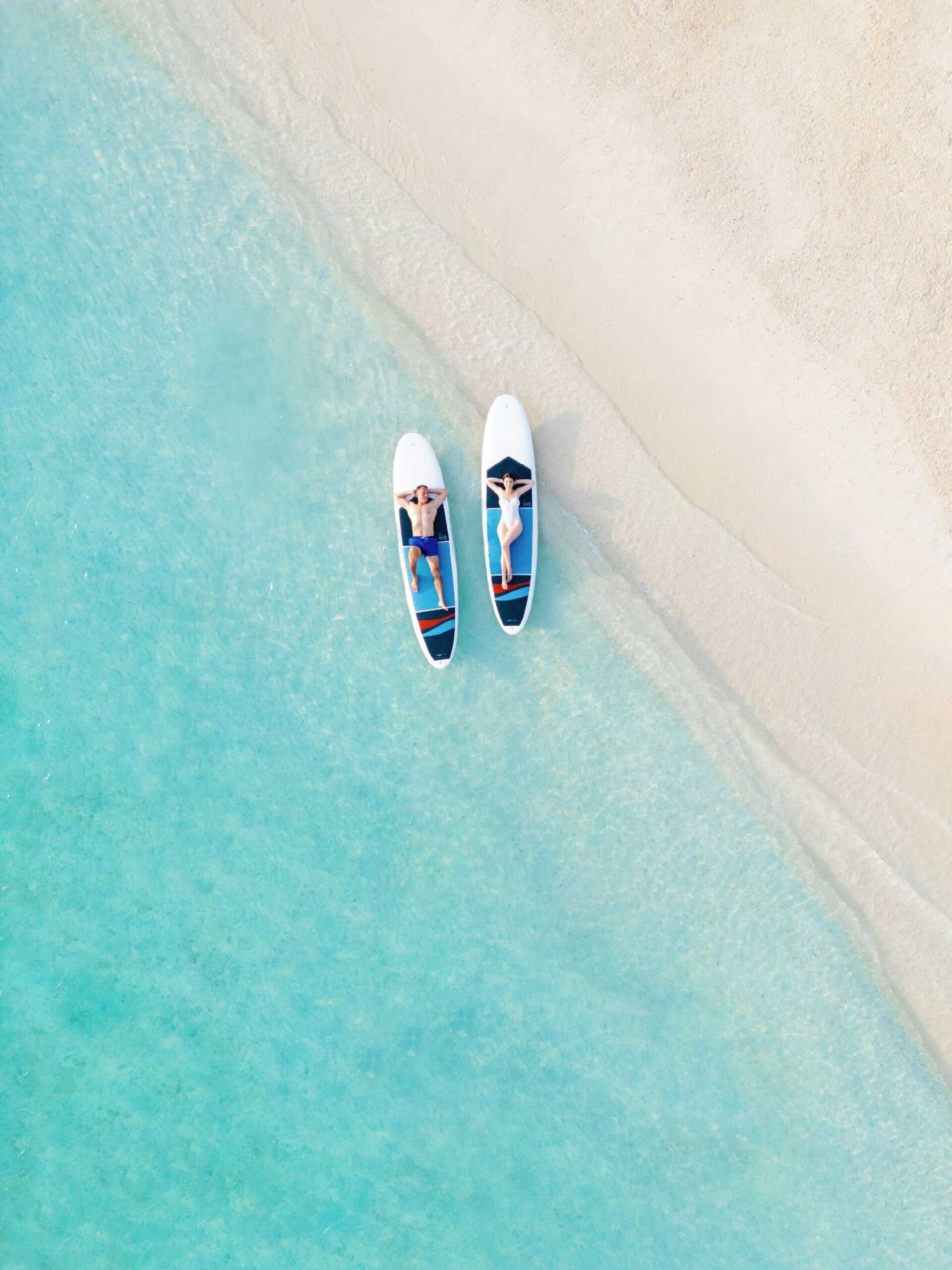 59 Best Honeymoon Destinations Around the World photo