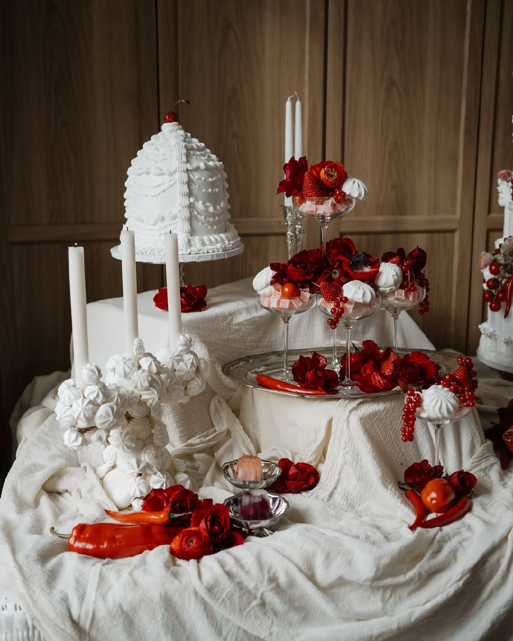 Red Fall Weddings: Chic Inspiration for a Timeless Celebration Red Fall Weddings: Chic Inspiration for a Timeless Celebration photo