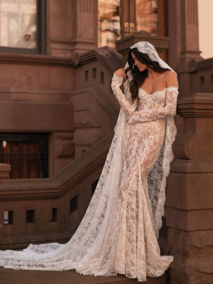 Top Berta Wedding Dresses 2015–2025 Top Berta Wedding Dresses 2015–2025 photo