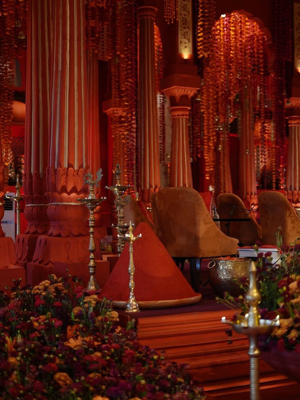 Hindu Wedding Reception: Traditions & Celebrations Hindu Wedding Reception: Traditions & Celebrations photo