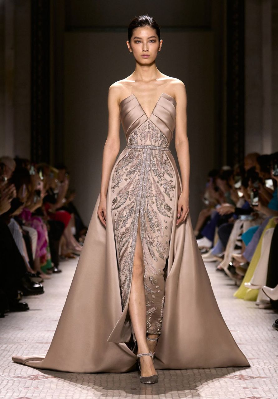 Elie Saab's 2024-25 Collection Evening Bridal Inspiration Elie Saab's 2024-25 Collection Evening Bridal Inspiration photo