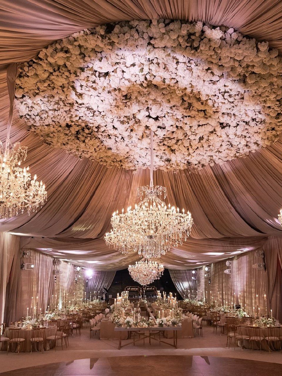 Flowers in Wedding Traditions Worldwide Flowers in Wedding Traditions Worldwide photo