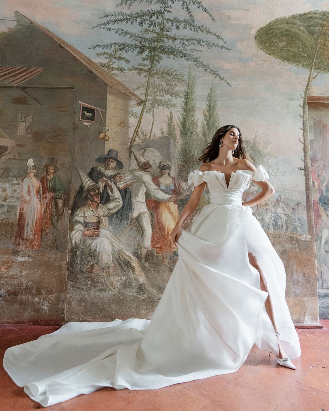 An A-Z Guide to Top 66 Wedding Dress Designers Around the World An A-Z Guide to Top 66 Wedding Dress Designers Around the World photo