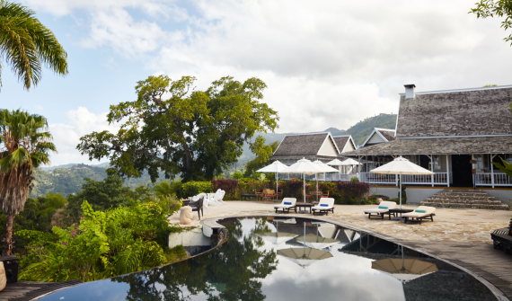 Strawberry Hill Hotel