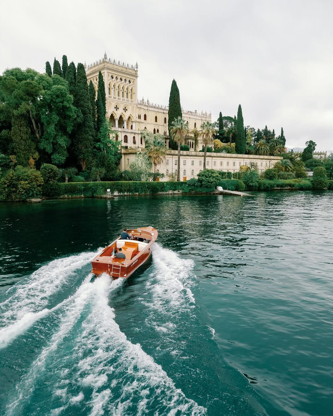 Lake Garda image
