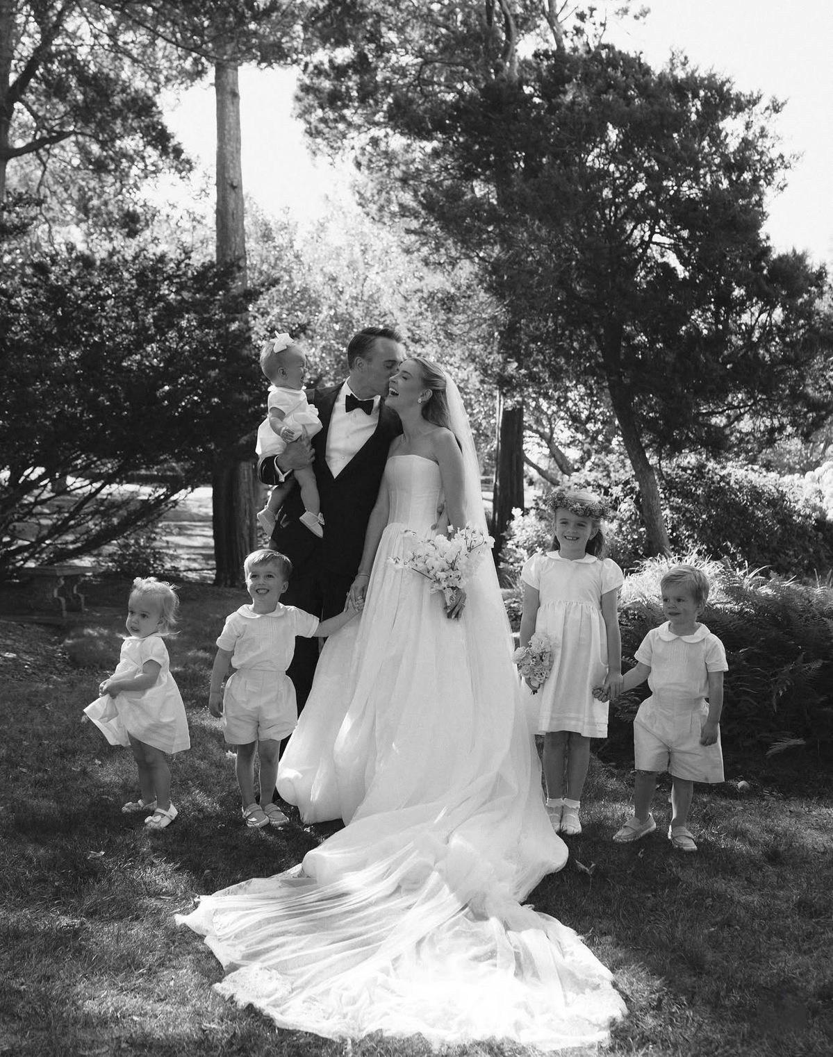 How to Get the Most Adorable Kids Wedding Photos photo