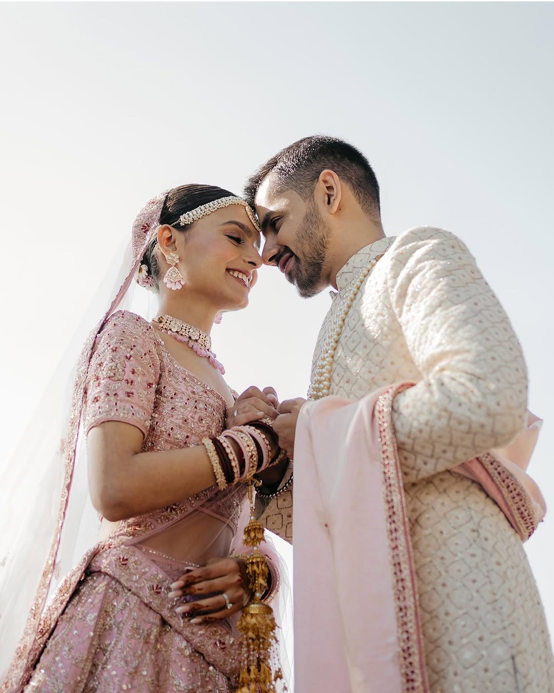 Wedding Gifts in India: 30+ Creative Ideas for Every Couple Wedding Gifts in India: 30+ Creative Ideas for Every Couple photo