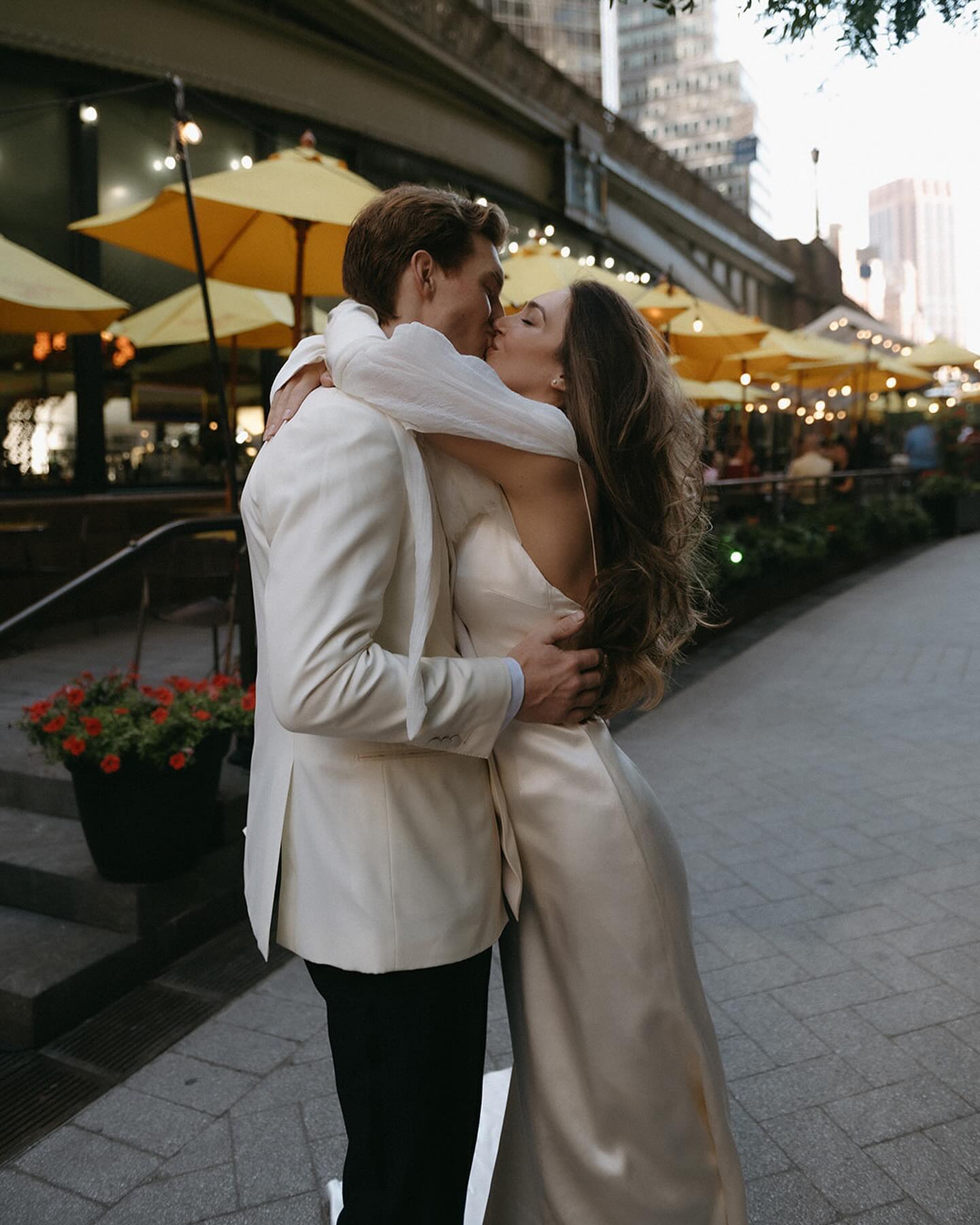 The Art and Science of Romantic Chemistry Between People The Art and Science of Romantic Chemistry Between People photo