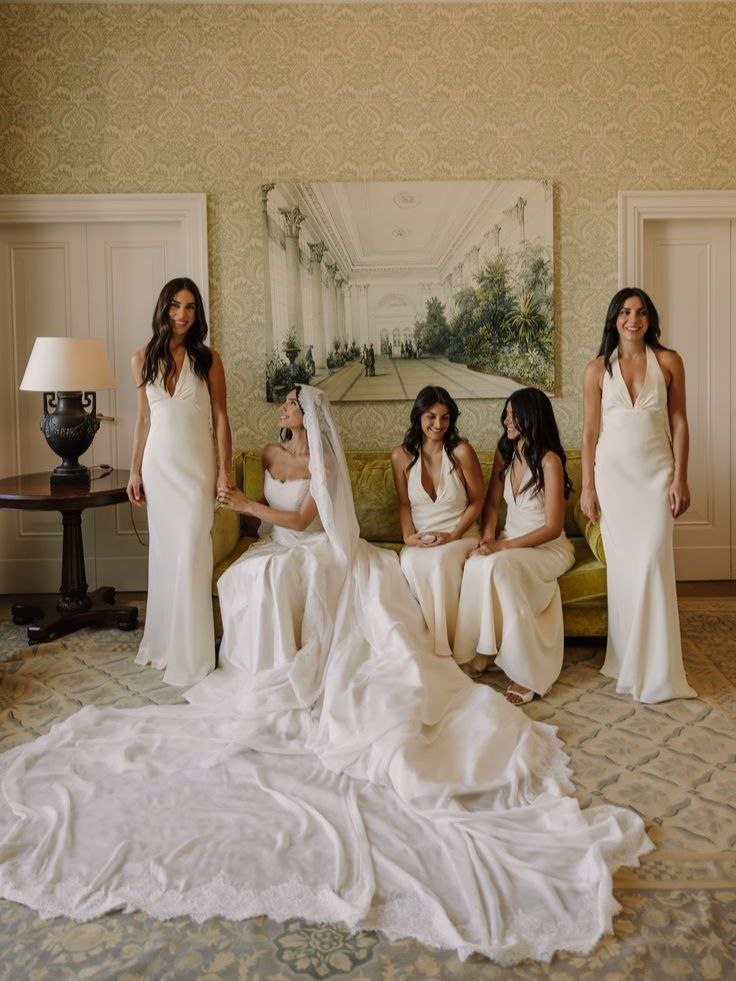 Can You Wear a Long Dress For Cocktail Attire? Can You Wear a Long Dress For Cocktail Attire? photo
