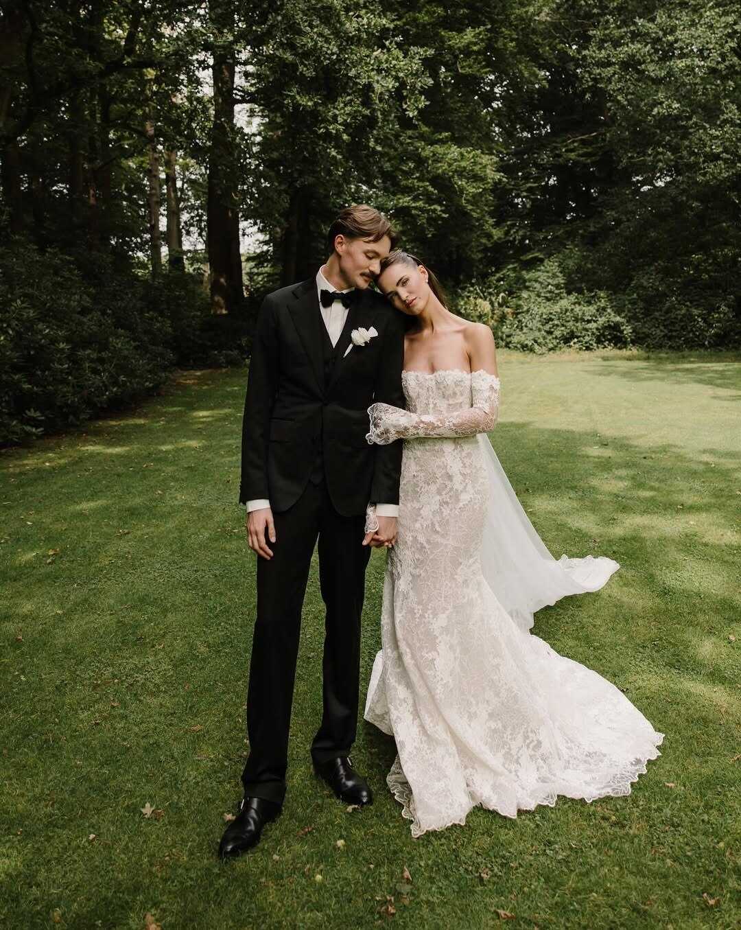 78 Movie Quotes About Love for Every Stage of Your Wedding photo