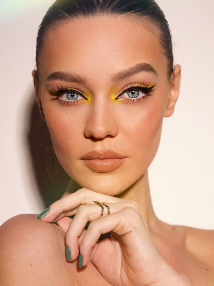 Summer Bridal Makeup Trends for Warm Days Summer Bridal Makeup Trends for Warm Days photo