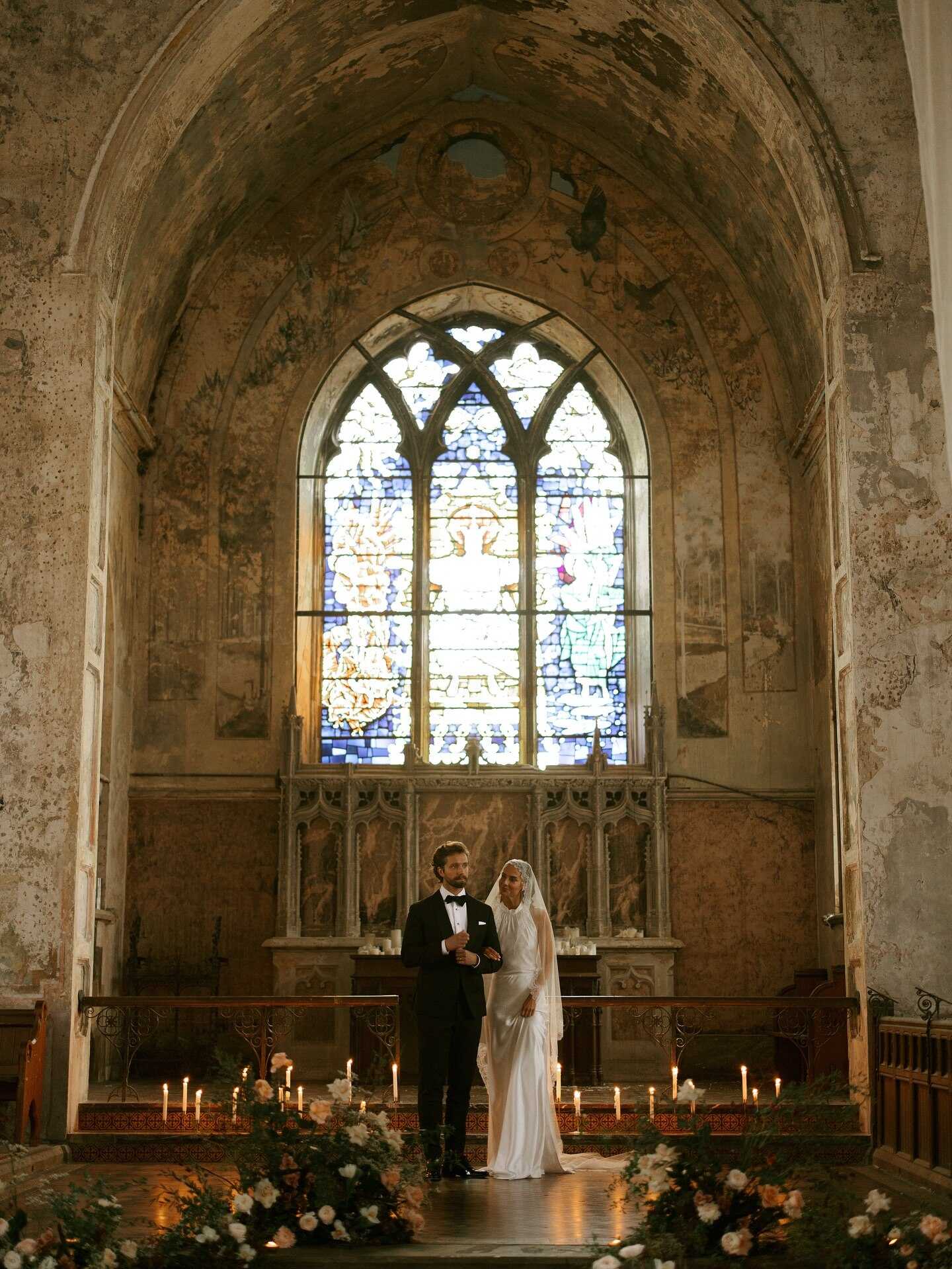 Wedding Bible Quotes: The Most Beautiful Verses for Your Special Day photo
