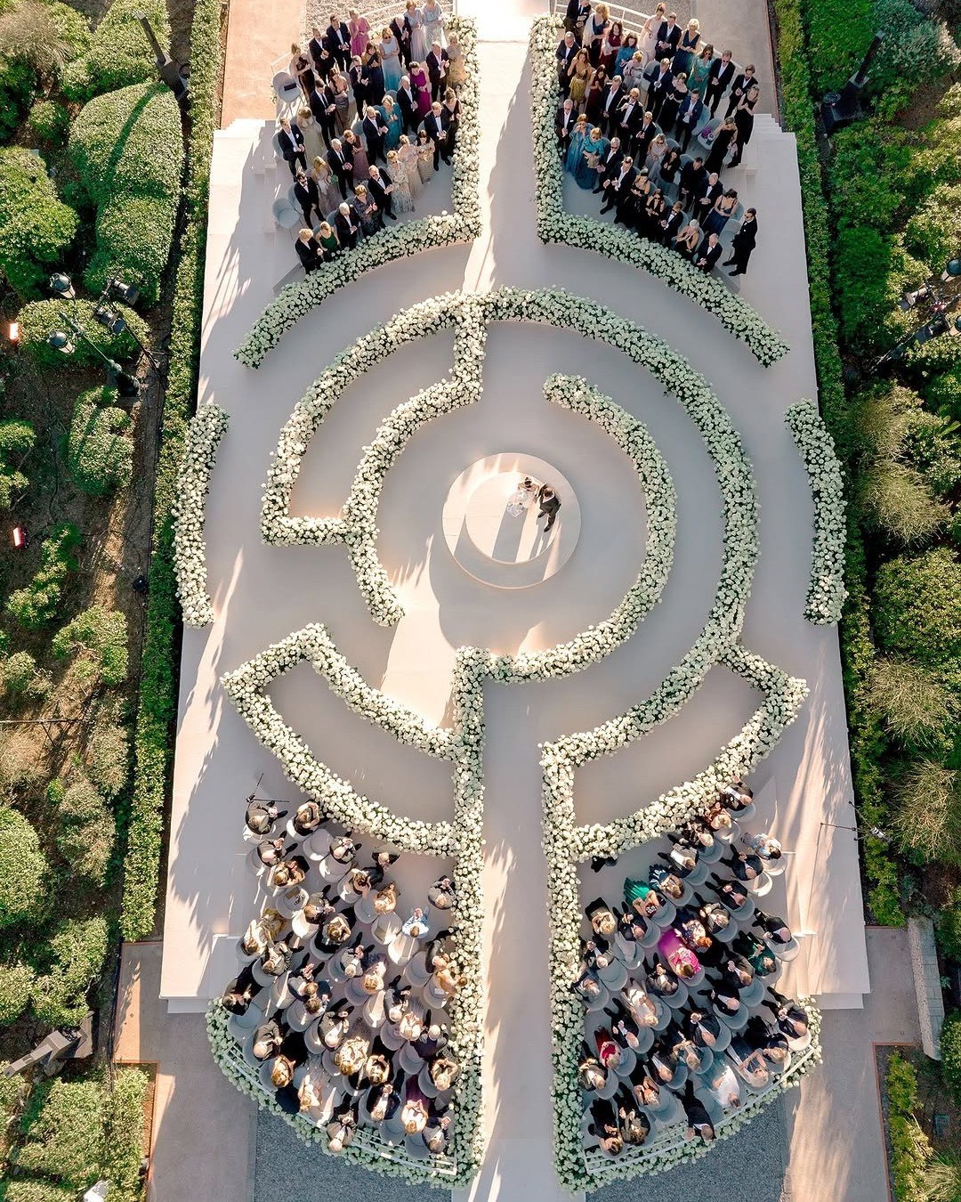 Circular Wedding Ceremony – 2026 Trend photo