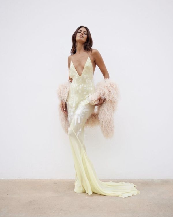 Best Outfit Ideas for Your Pre-Wedding Shoot Best Outfit Ideas for Your Pre-Wedding Shoot photo