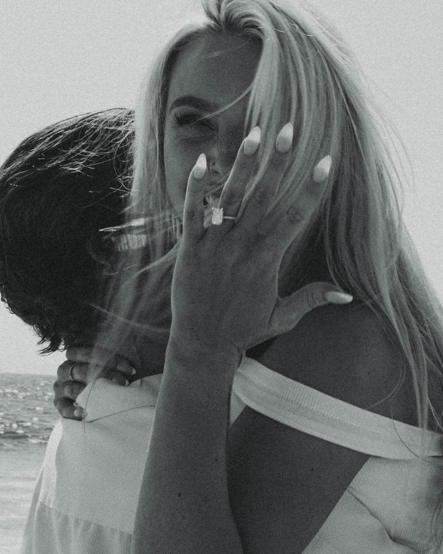 How to Plan a Perfect Wedding Proposal photo