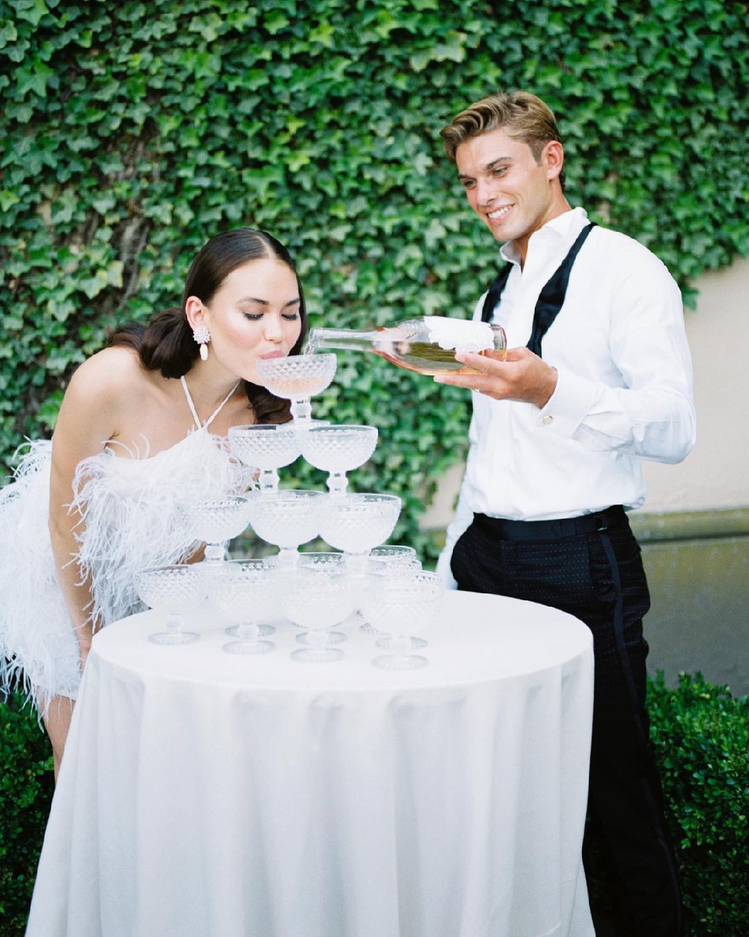 How Many People to Invite to Your Wedding How Many People to Invite to Your Wedding photo