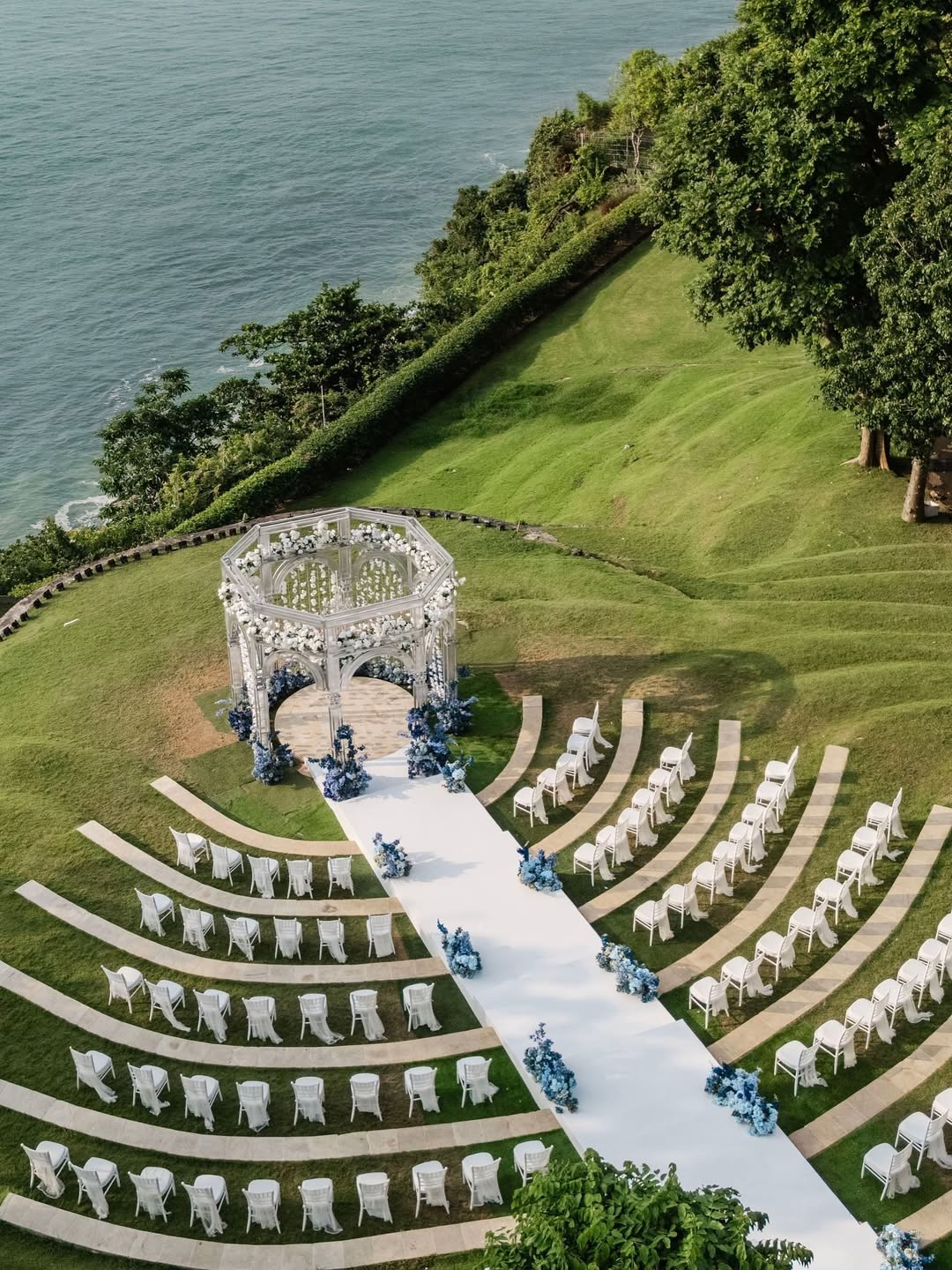 A Wedding at AYANA Resort Bali: Real Stories, Breathtaking Views photo