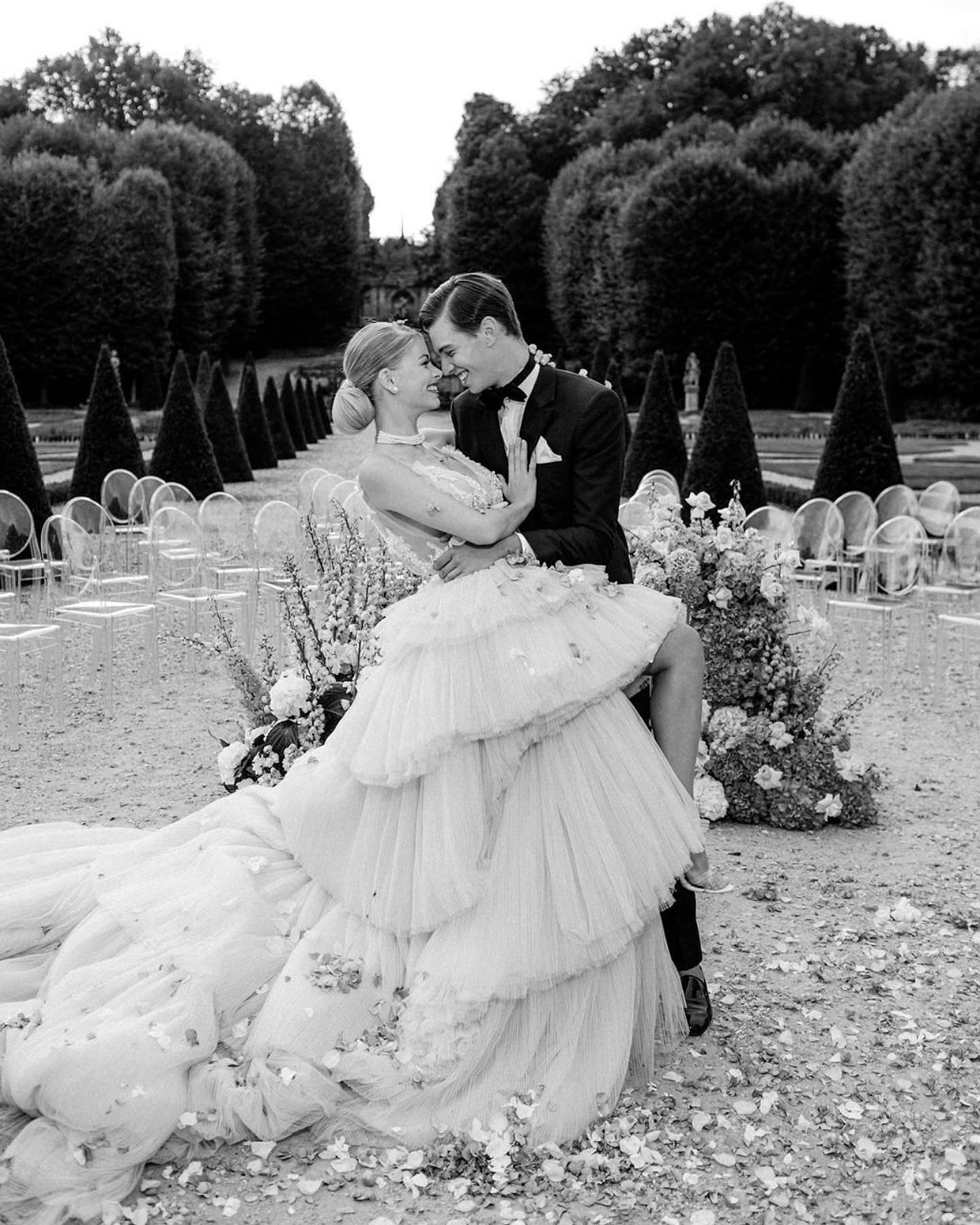 When to Get Married: Finding the Perfect Time for You When to Get Married: Finding the Perfect Time for You photo