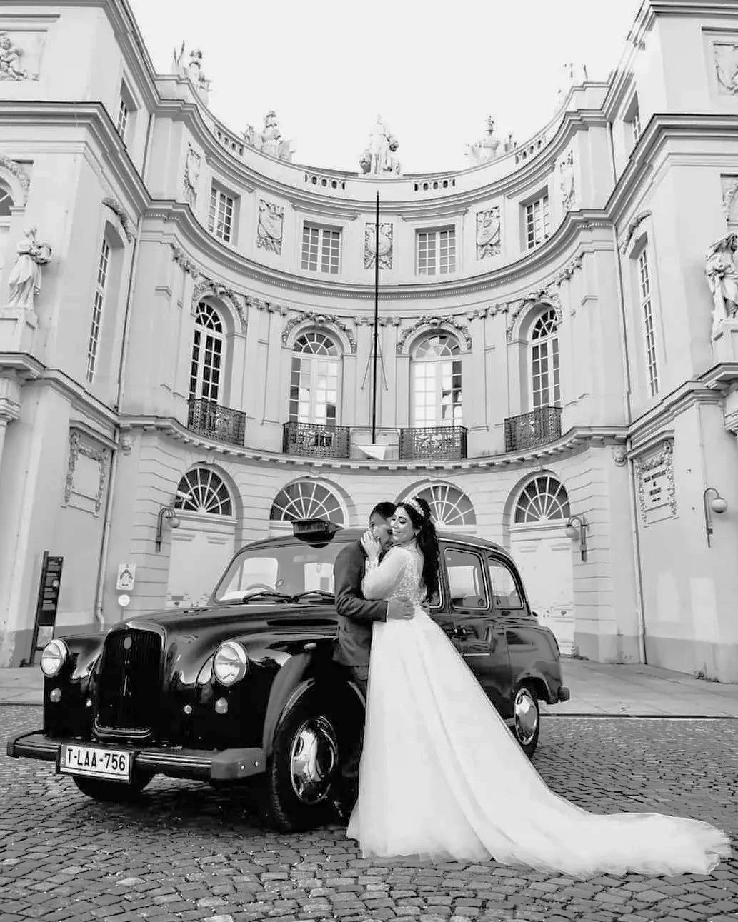 Perfect Locations in Brussels for Wedding Photo Session Perfect Locations in Brussels for Wedding Photo Session photo