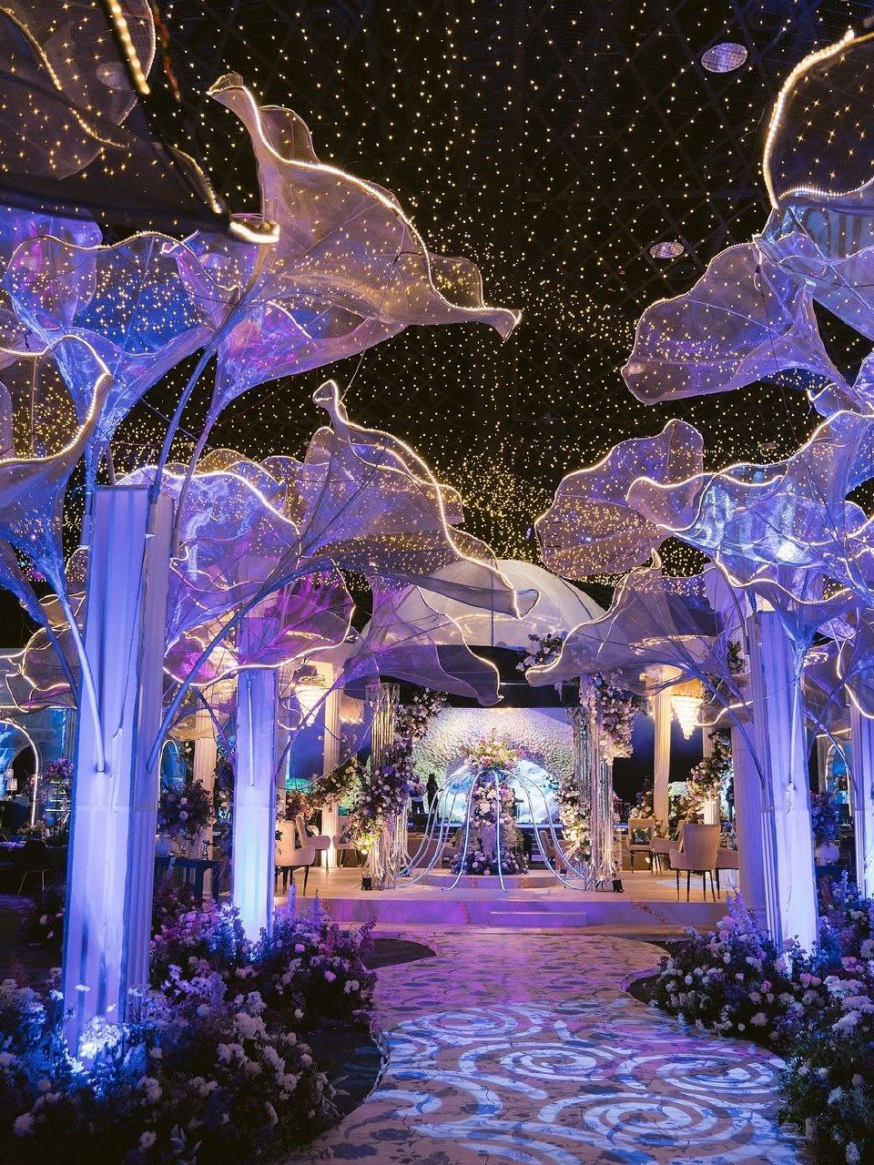 Purple Wedding Aesthetic: Decor Ideas Purple Wedding Aesthetic: Decor Ideas photo