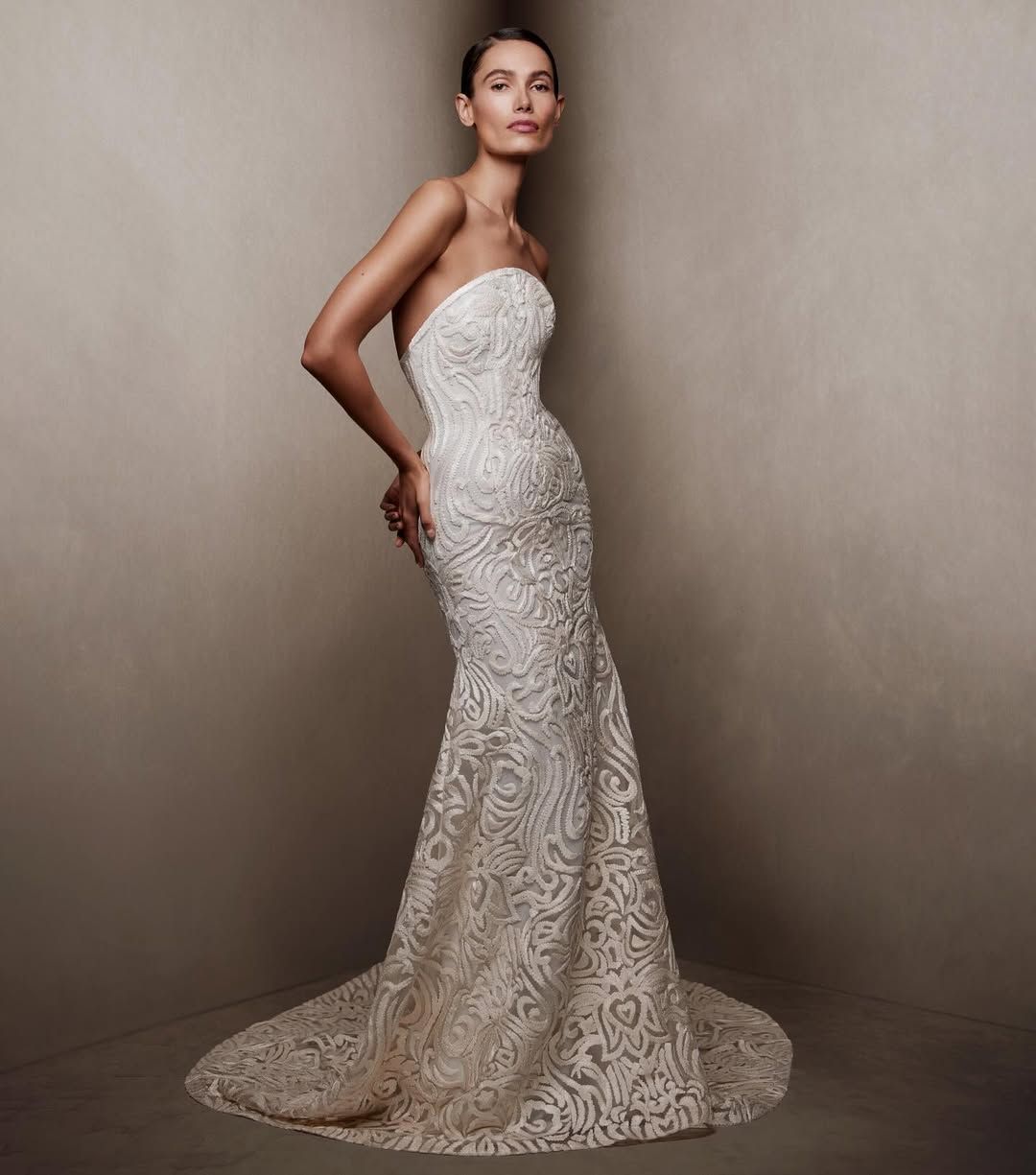 Naeem Khan Bridal Collections 2015–2025 Naeem Khan Bridal Collections 2015–2025 photo