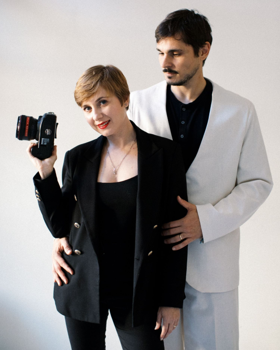 Rosa Y Zapata