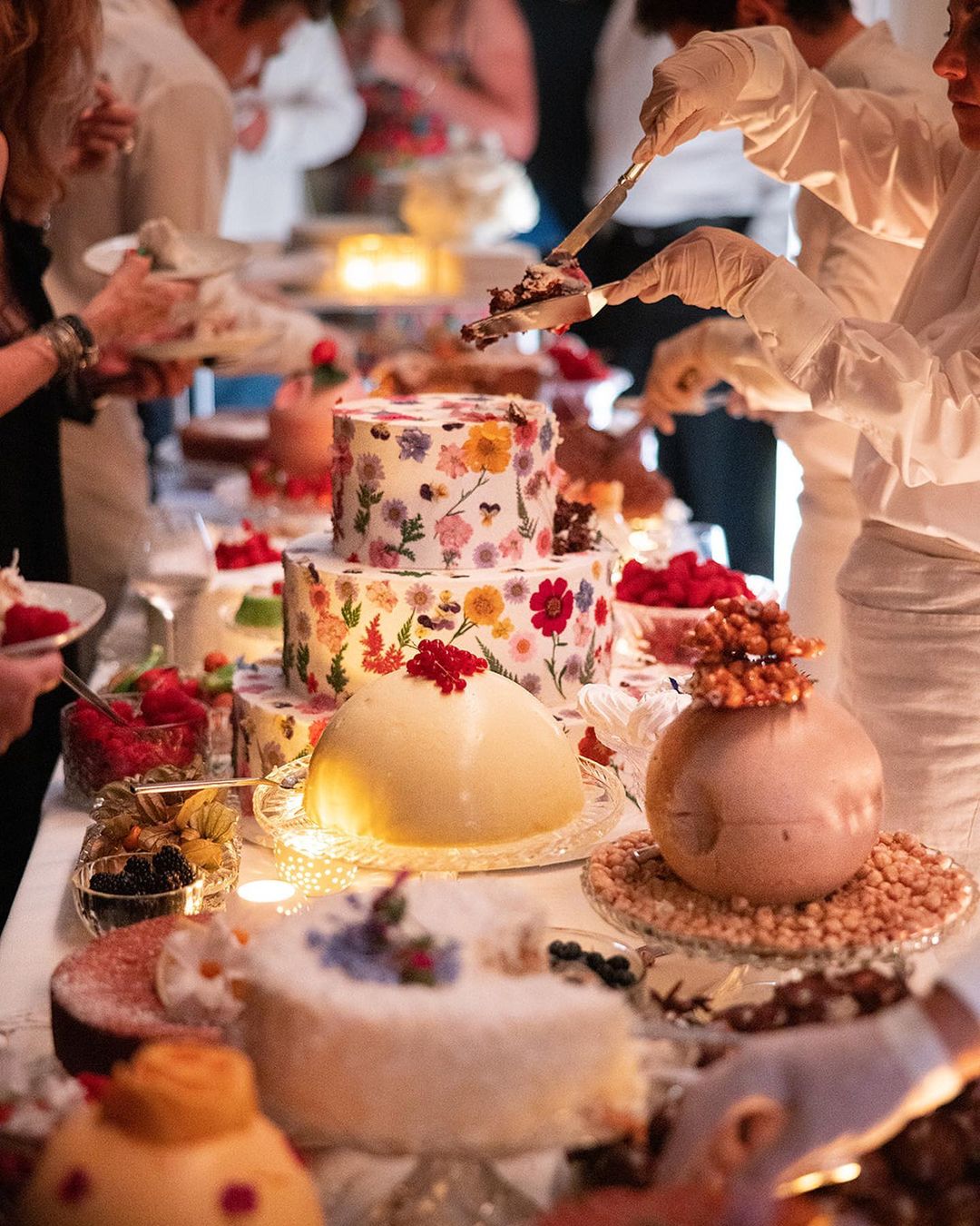 The Latest Trends in Wedding Catering The Latest Trends in Wedding Catering photo
