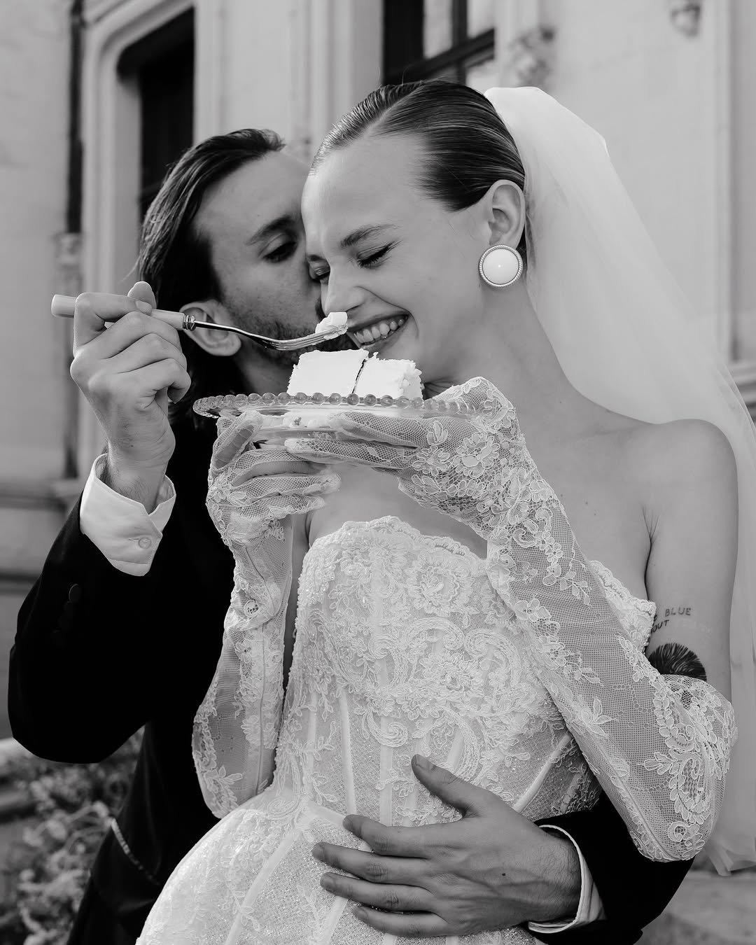 How to Reduce Wedding Planning Stress: 10 Practical Steps How to Reduce Wedding Planning Stress: 10 Practical Steps photo