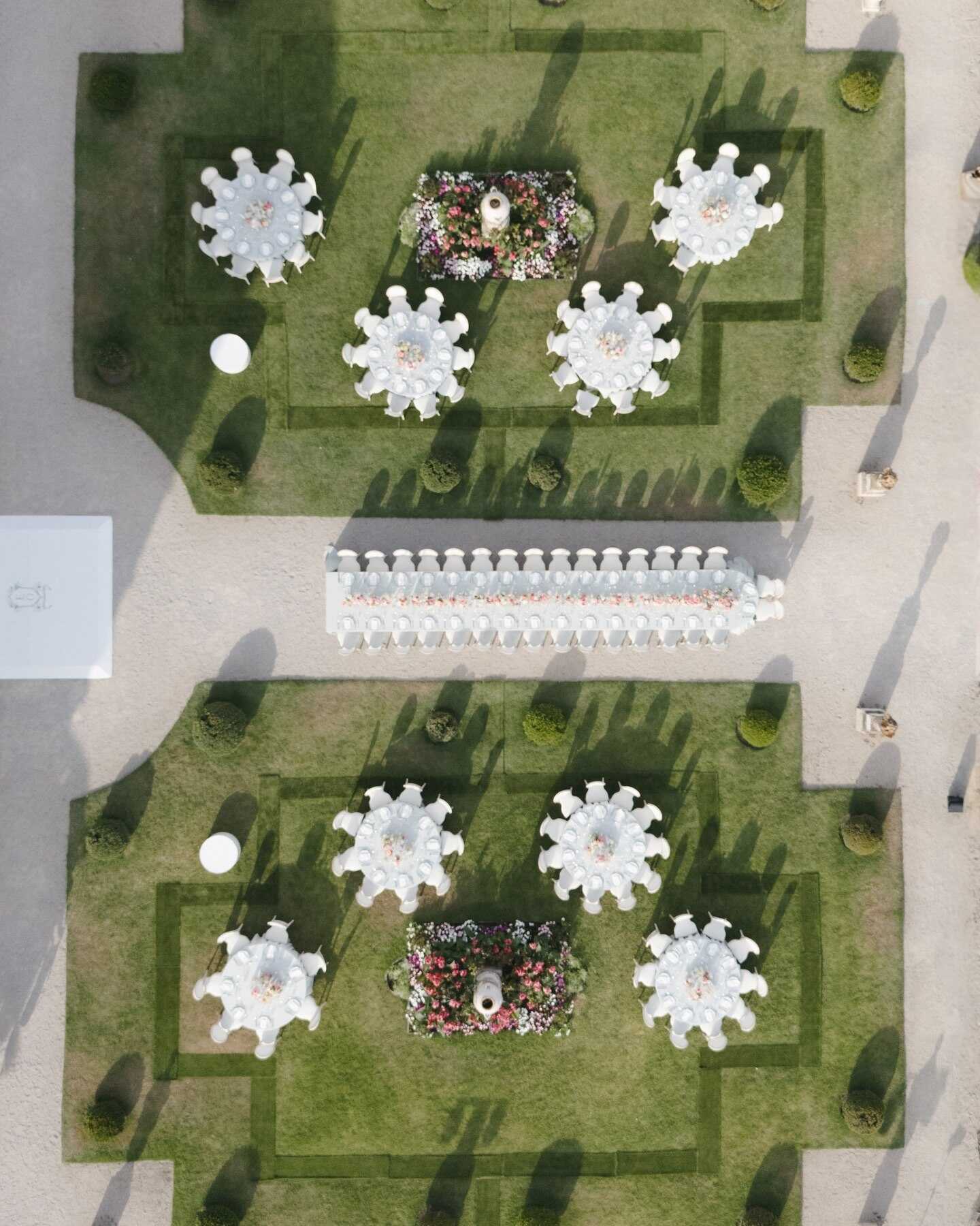 Do You Need a Wedding Planner? 22 Reasons to Hire a Professional photo
