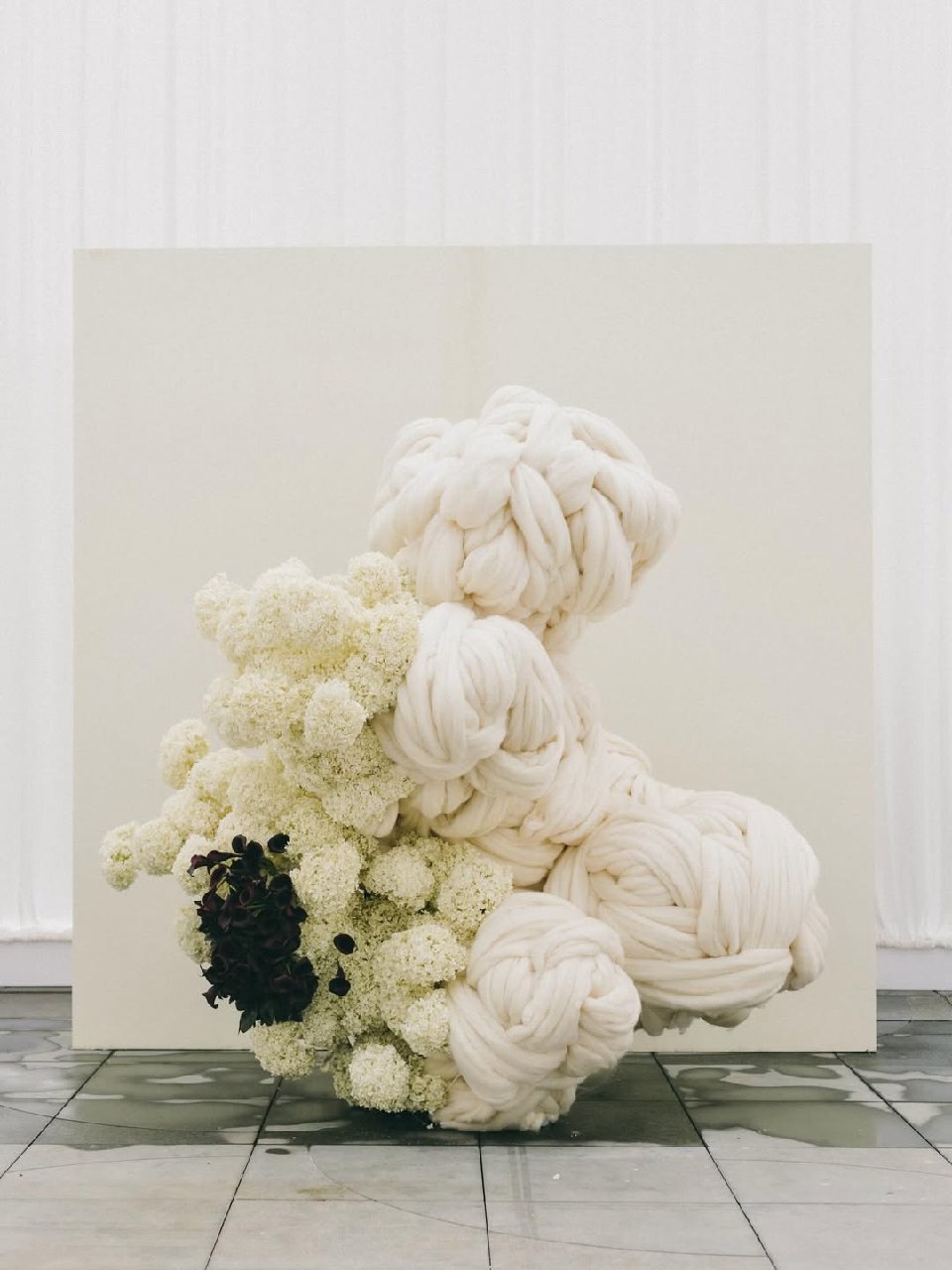 Best Summer Wedding Flowers 2026: Top 13 Picks photo