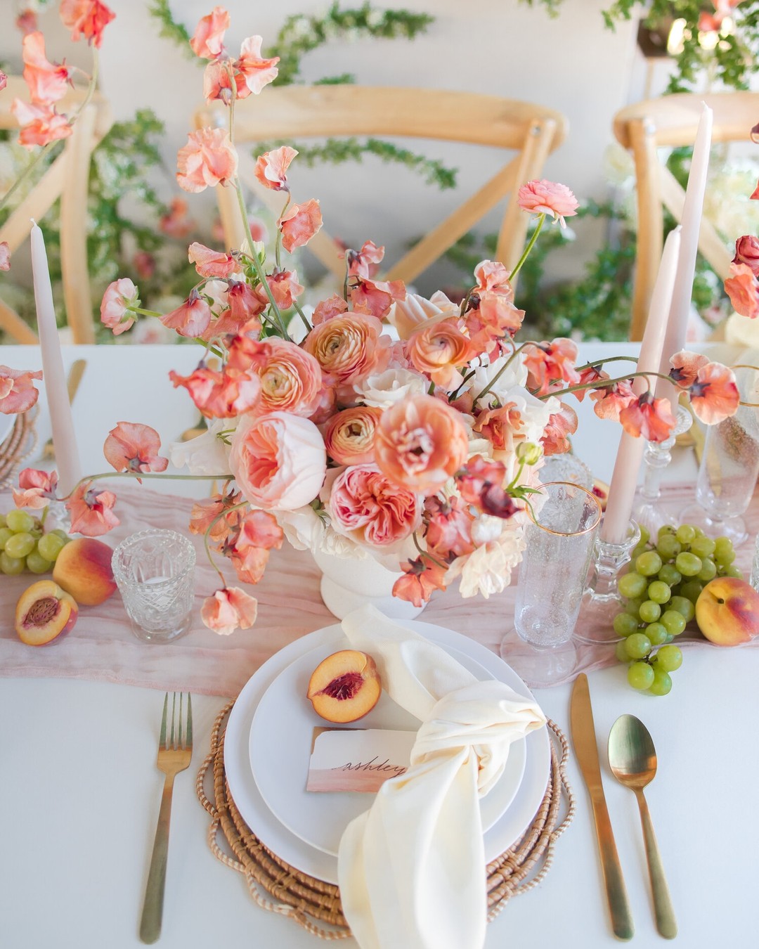 55 Inspiring Wedding Color Combinations 55 Inspiring Wedding Color Combinations photo