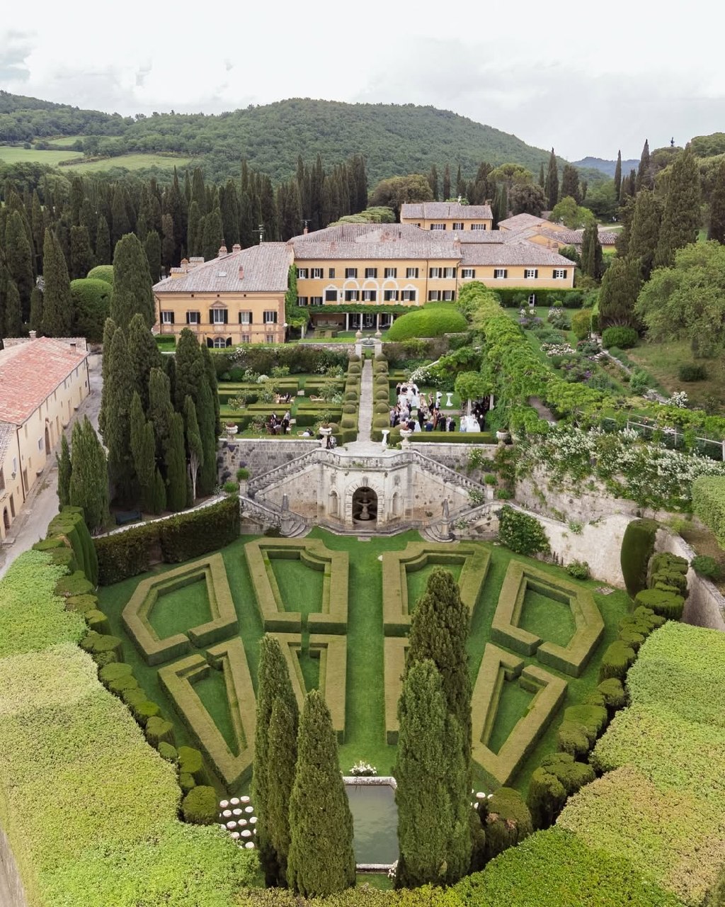 Top 10 Tuscany Wedding Venues photo