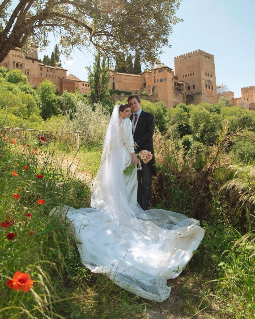 Top 6 Granada Wedding Venues for Your Special Day photo