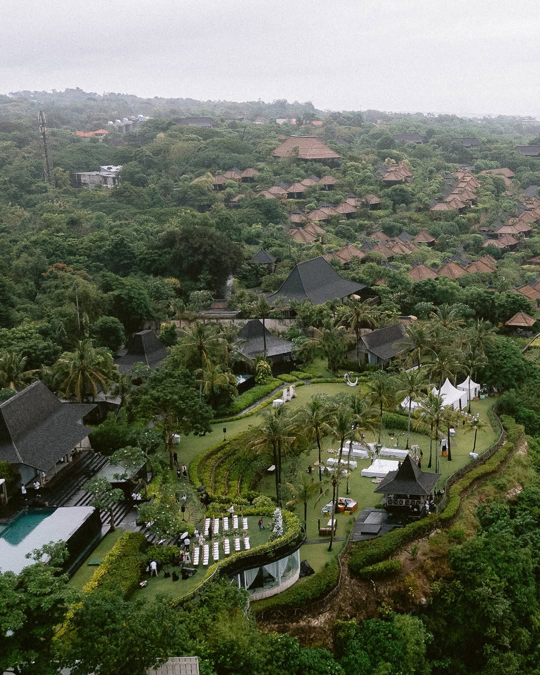 Plan a Wedding at Khayangan Estate, an Exclusive Clifftop Venue photo