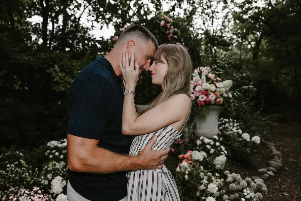 Ring Alert! The Hottest Celebrity Engagements Still Going Strong in 2026 photo
