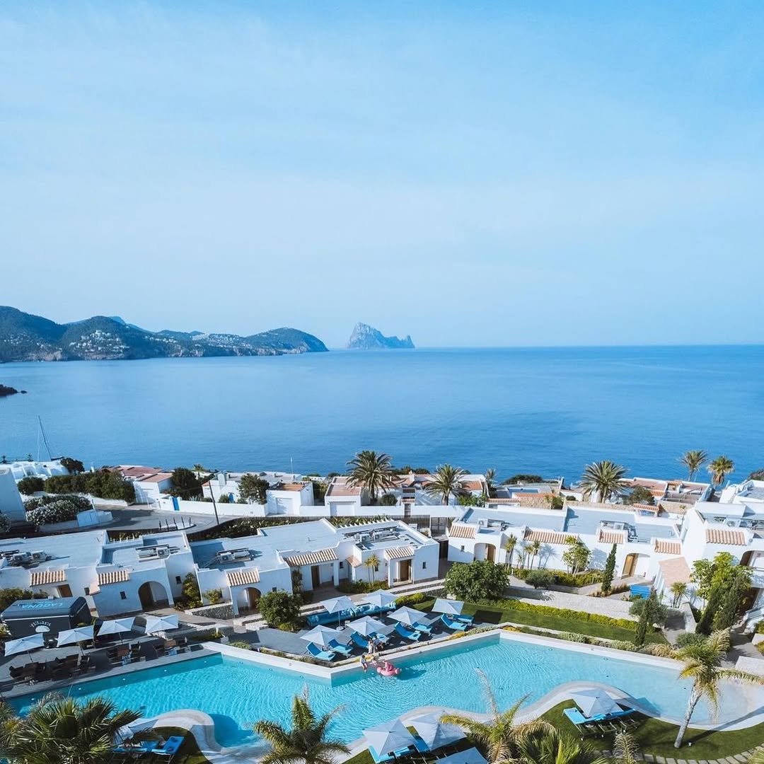 Mediterranean Villas with Sea Views