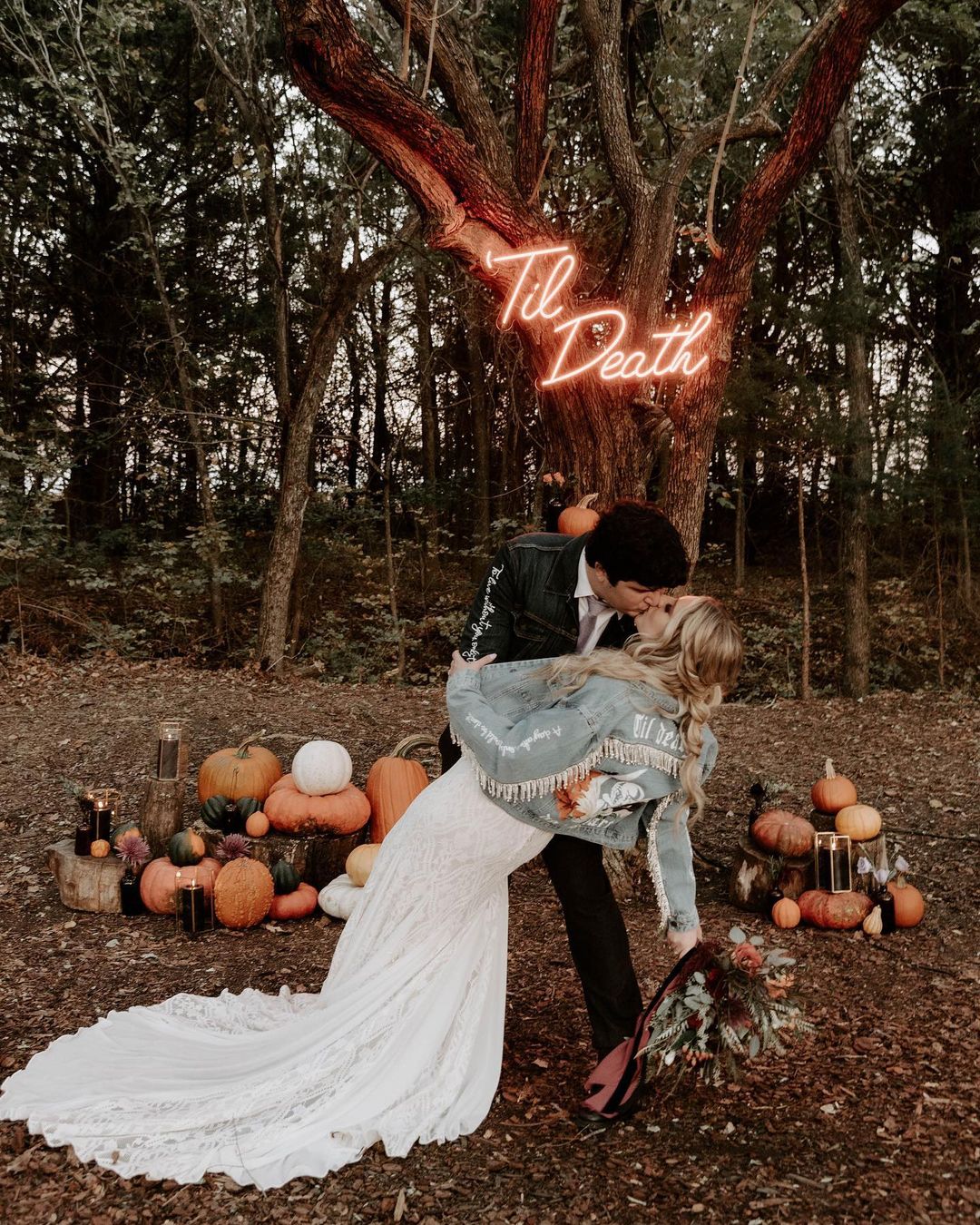 Halloween Wedding Ideas Halloween Wedding Ideas photo