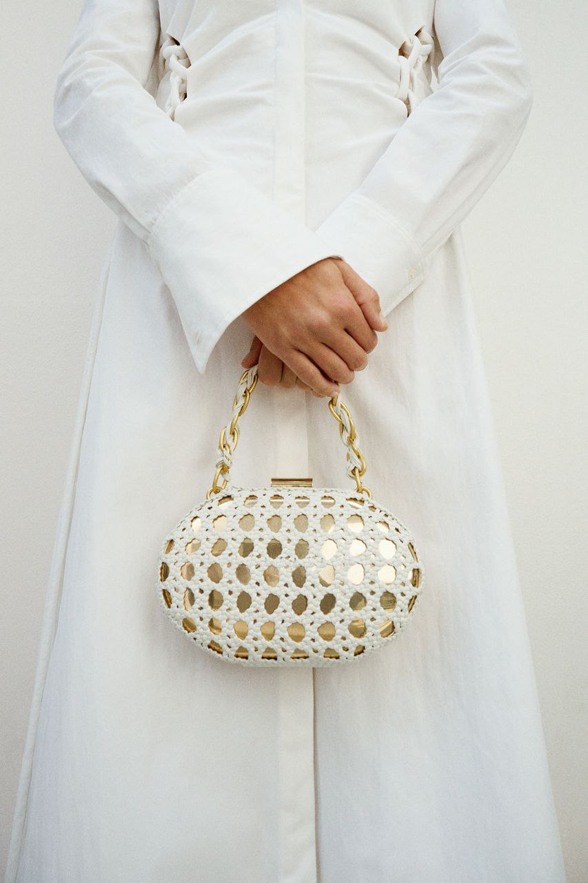 Accessorize in Style: The Essential Wedding Bags for Every Bride Accessorize in Style: The Essential Wedding Bags for Every Bride photo