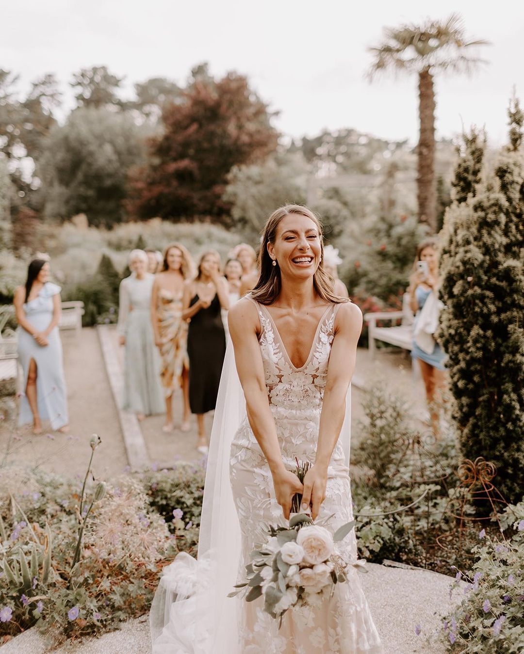 Liven Up Your Party with These 50 Best Songs for the Bouquet Toss Liven Up Your Party with These 50 Best Songs for the Bouquet Toss photo