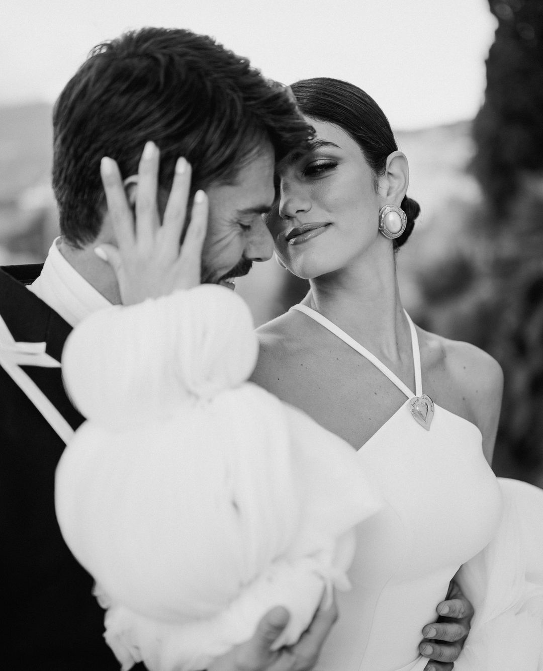 What to Really Expect on Your Wedding Night What to Really Expect on Your Wedding Night photo