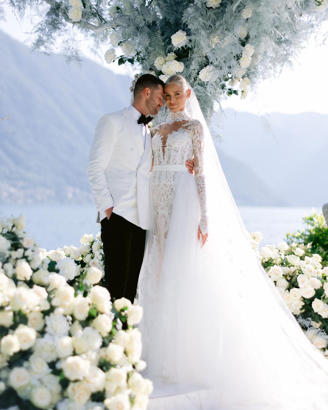 Top 15 Paris Wedding Photographers as of November 2024 Top 15 Paris Wedding Photographers as of November 2024 photo
