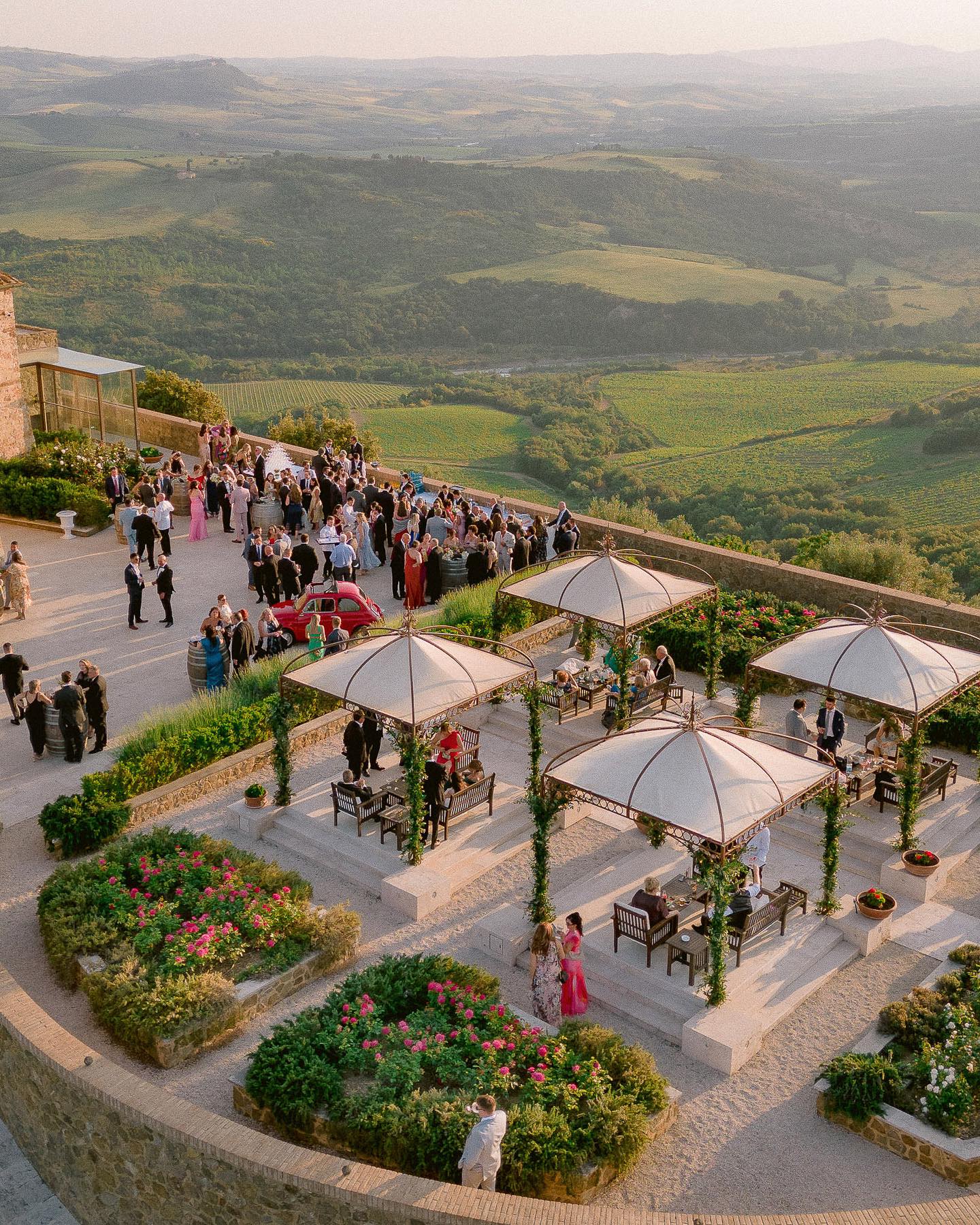 34 Stunning Wedding Venues in Italy  34 Stunning Wedding Venues in Italy  photo
