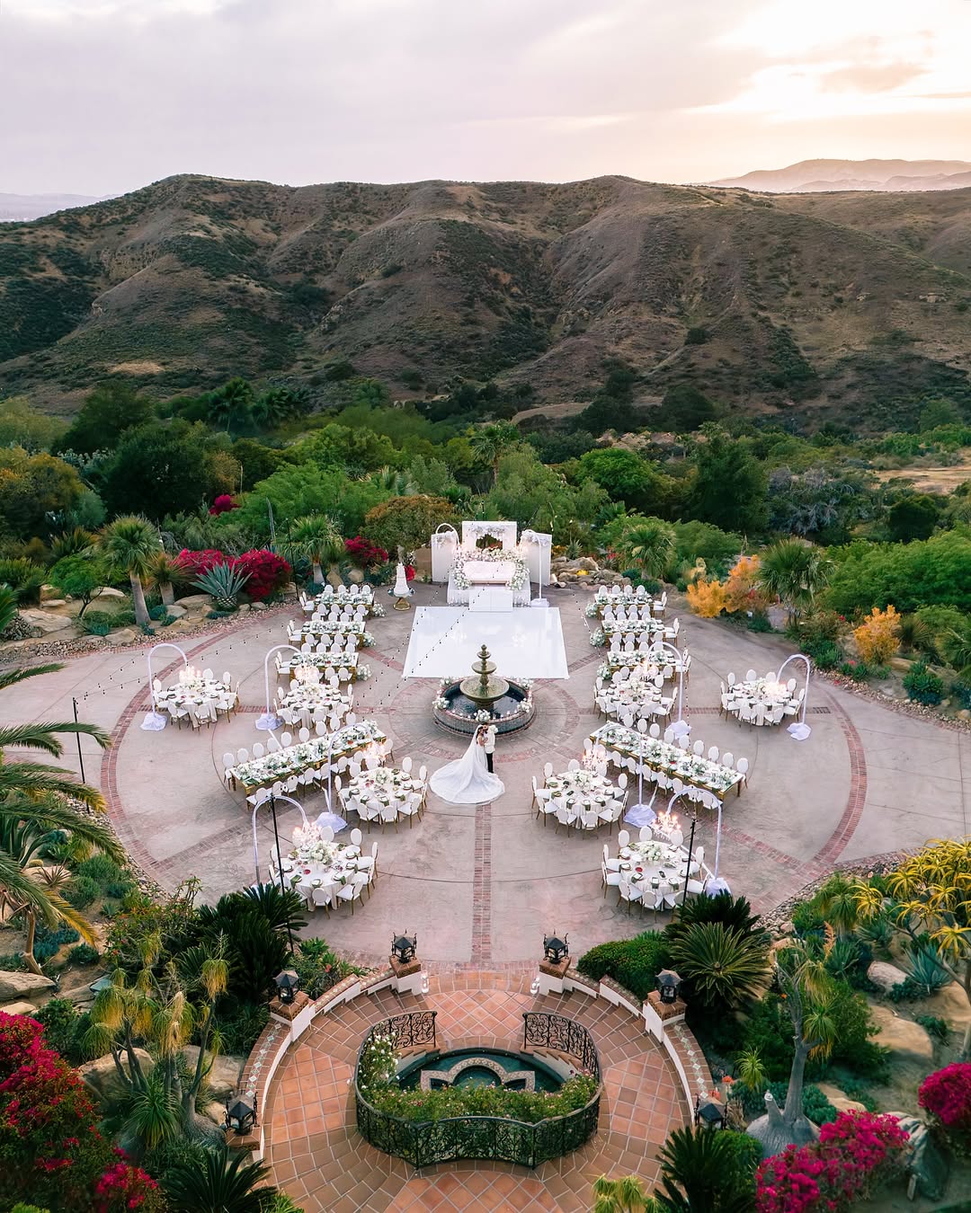14 Best Wedding Photoshoot Locations in Los Angeles photo