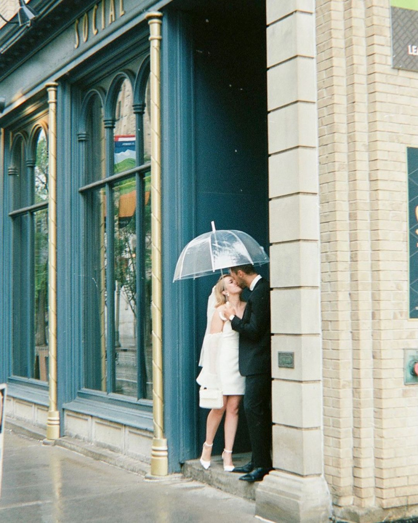 Julia Barrie (5).jpg