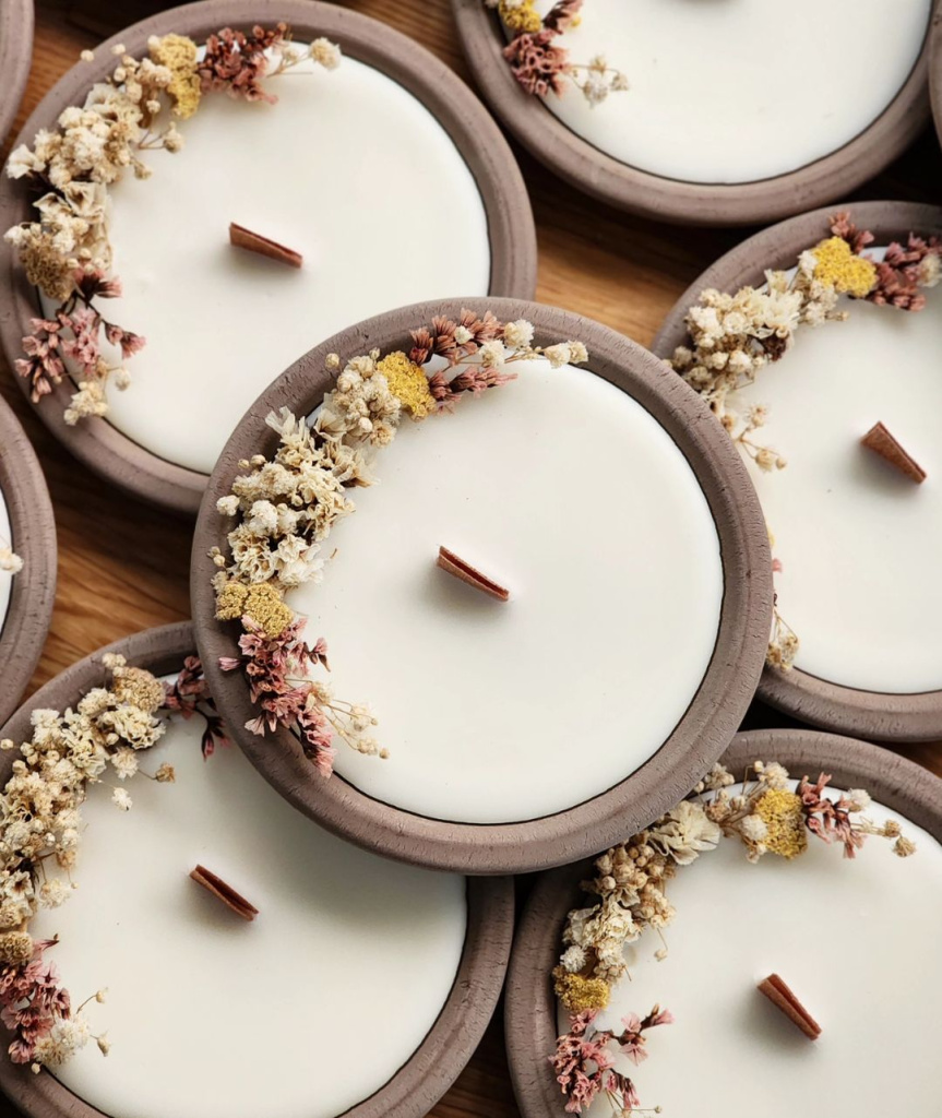 2. candle rodeen_handmade.jpg