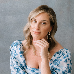 Elle Studios Photographer